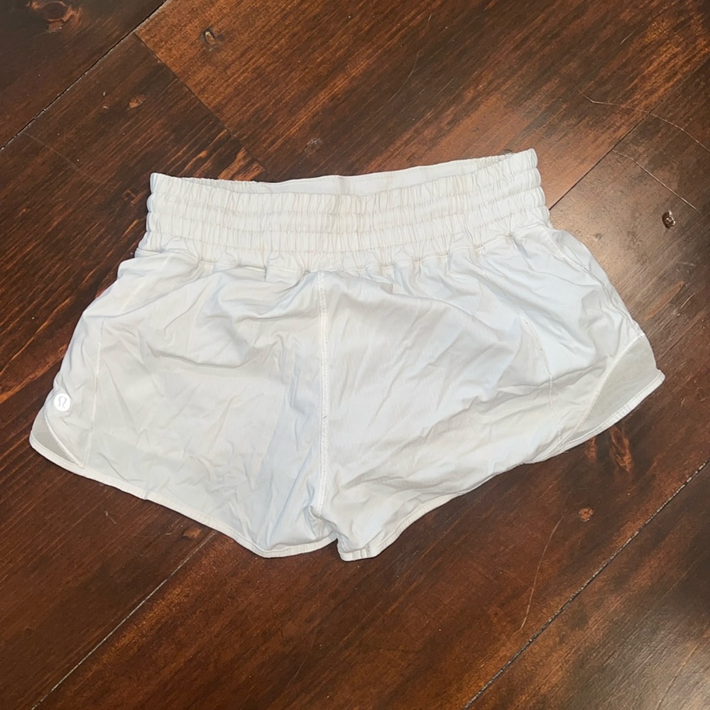 White Lululemon high rise hotty hot shorts
